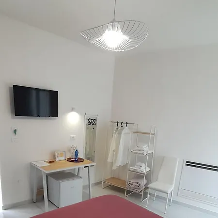 Lux Alojamento de Acomodação e Pequeno-almoço Taviano (Lecce)
