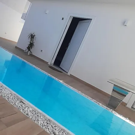 Oda ve Kahvaltı Lux Taviano (Lecce)