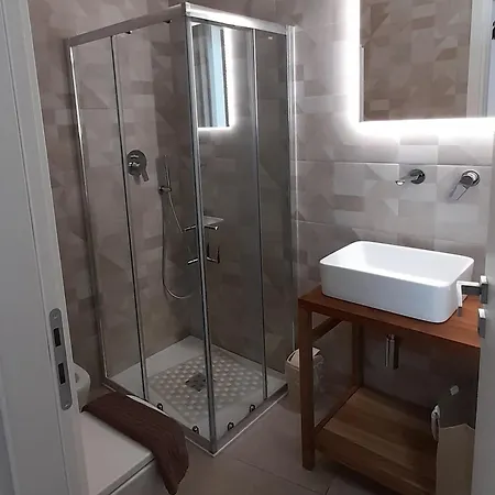 Bed & Breakfast Lux 4*