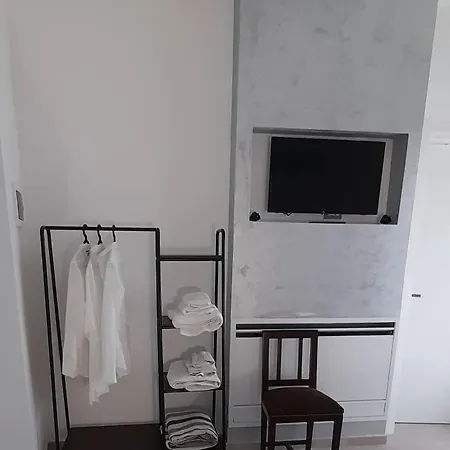 Lux Bed & Breakfast Taviano (Lecce)